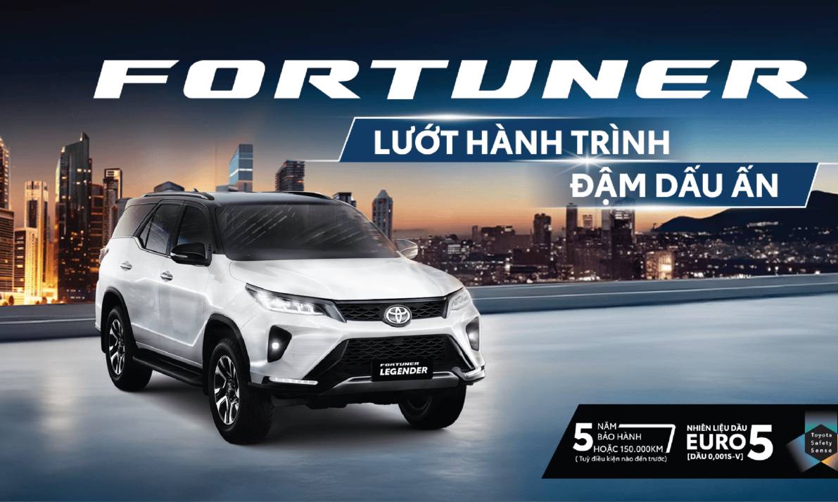 banner desktop 1600x680 1 Toyota